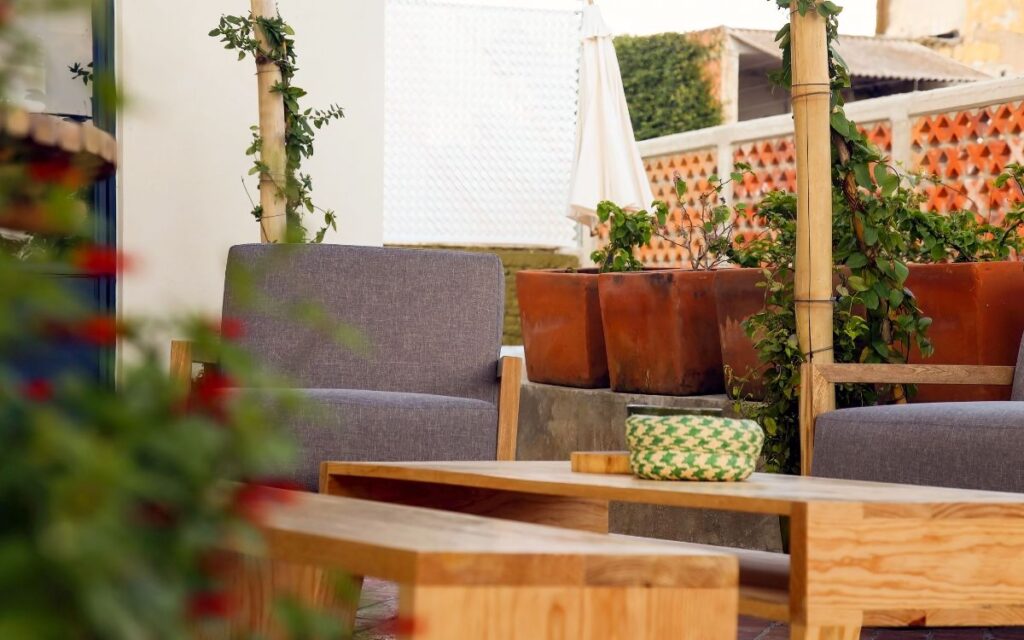 mobiliario de jardín con palets